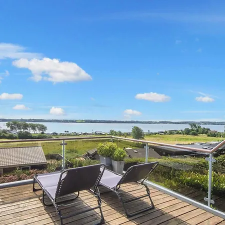 8 Person In Aabenraa-by Traum